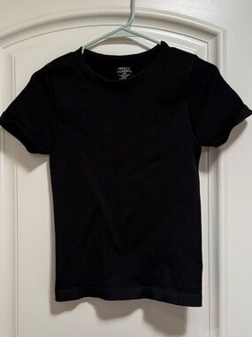 French Laundry Black Stretch Short Sleeve Top